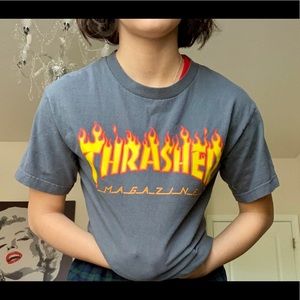 Grey thrasher flames tee